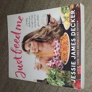 JESSIE JAMES Decker: Just Feed Me